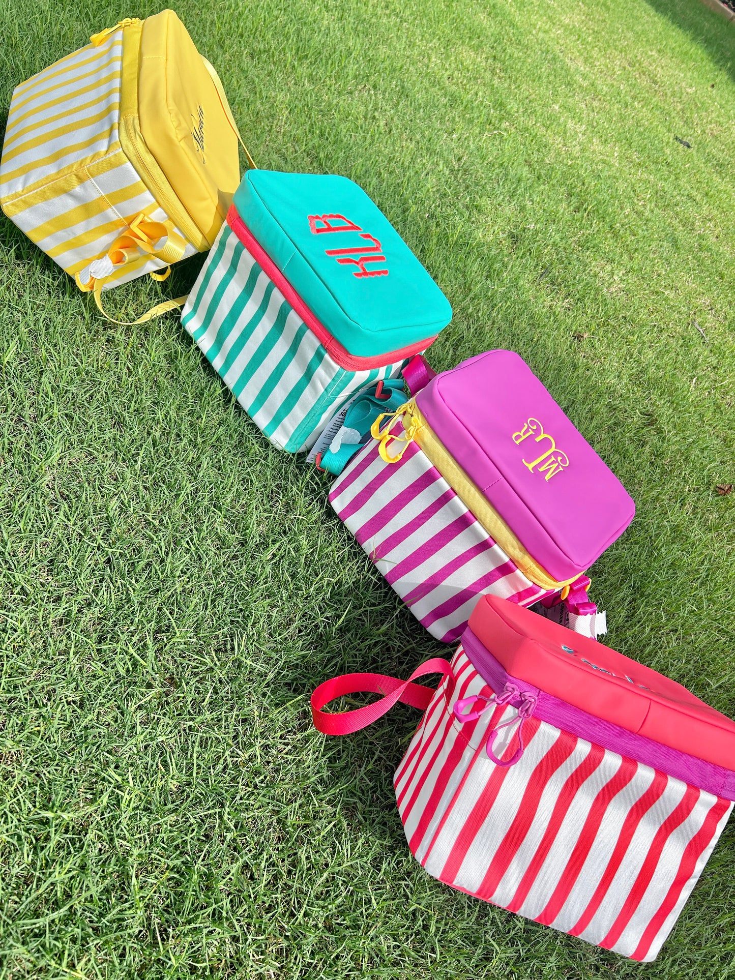Monogram 6 Can Cooler